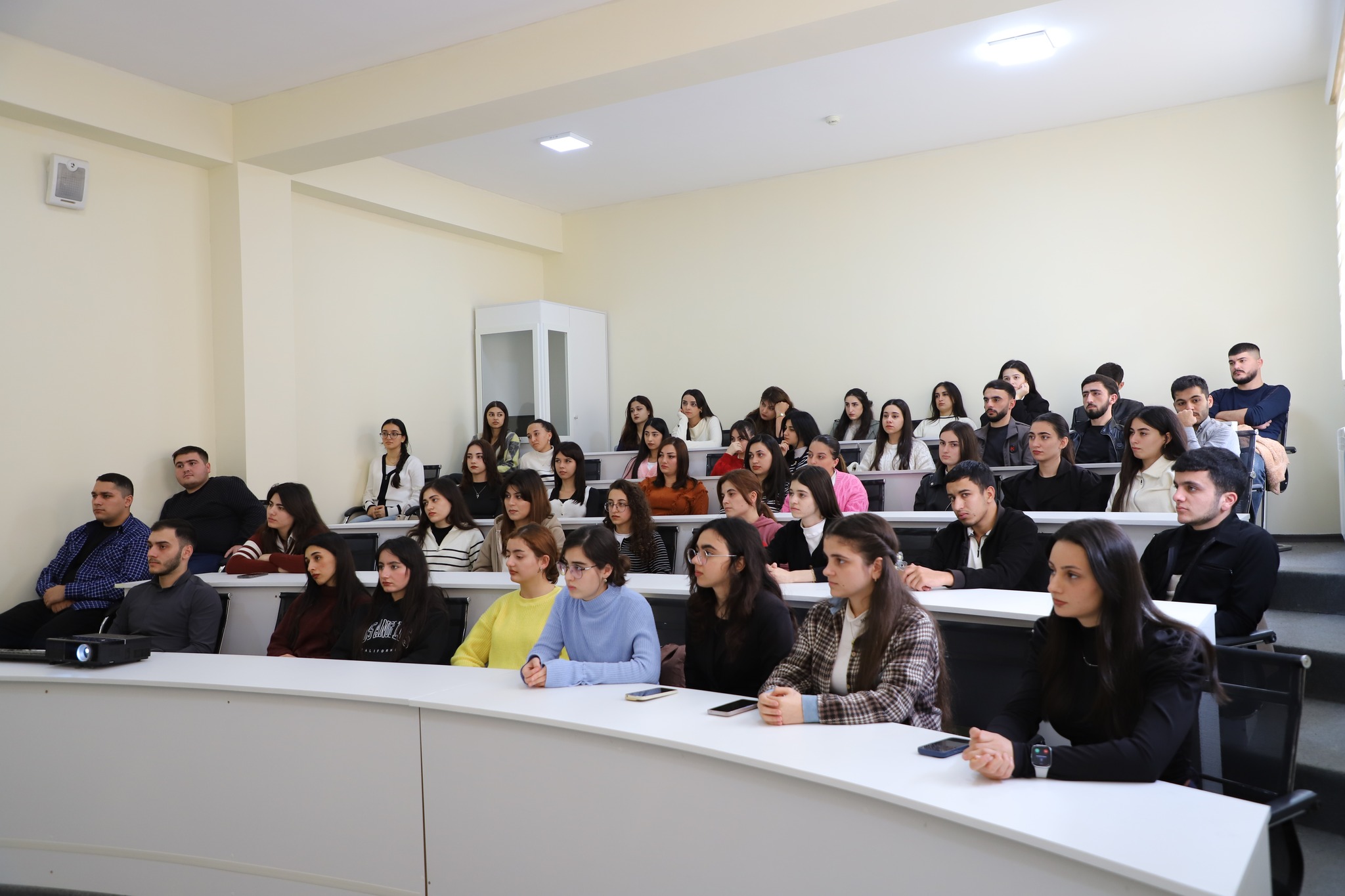 ADA təmsilçiləri LDU-da praktik seminar keçirib