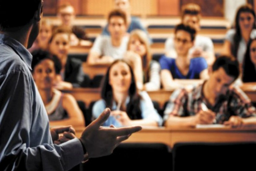 Bu ölkə universitet ixtisarı və kampus bağlanması qərarı aldı