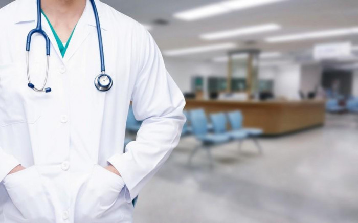 Bu ölkədə xaricdə təhsil alan həkimlərə qarşı araşdırma aparılır