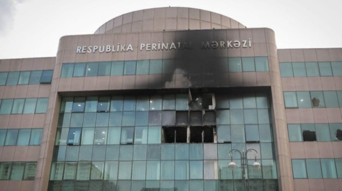 7 körpənin öldüyü yanğınla bağlı məhkəmə davam edir