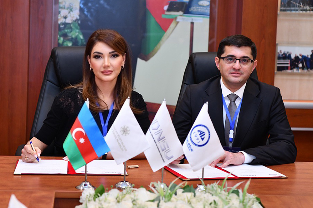 Azərbaycan Universiteti ilə ADNSU arasında anlaşma memorandumu imzalanıb