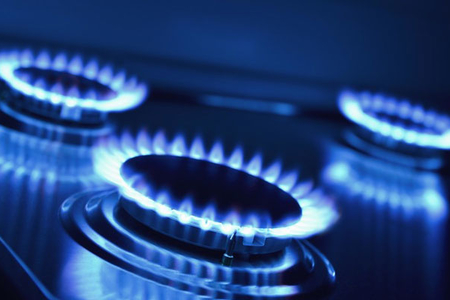 İki yeniyetmə dəm qazından boğulub