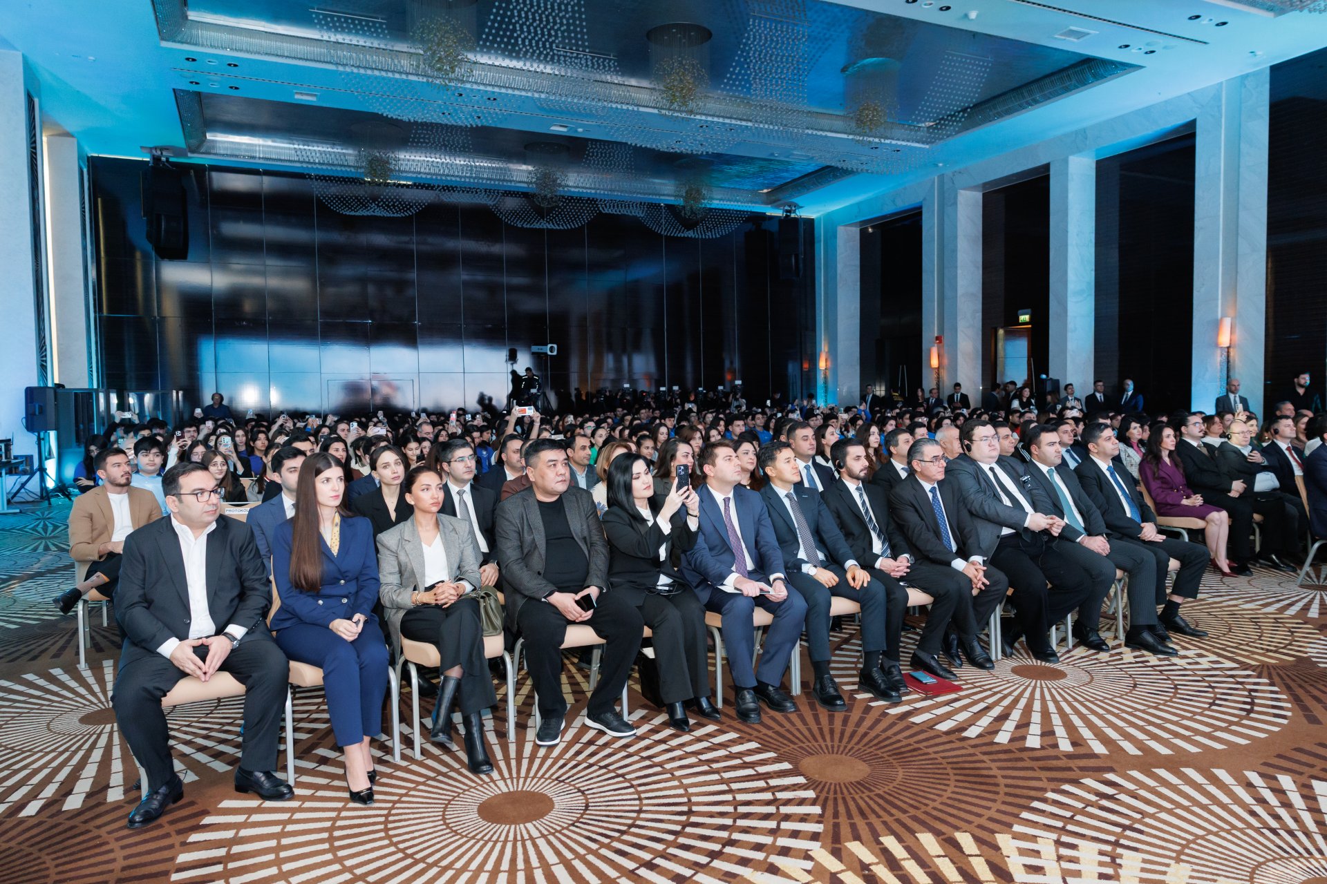 Nazirlik rəsmiləri Süni İntellektlə bağlı&nbsp;konfransda çıxış ediblər