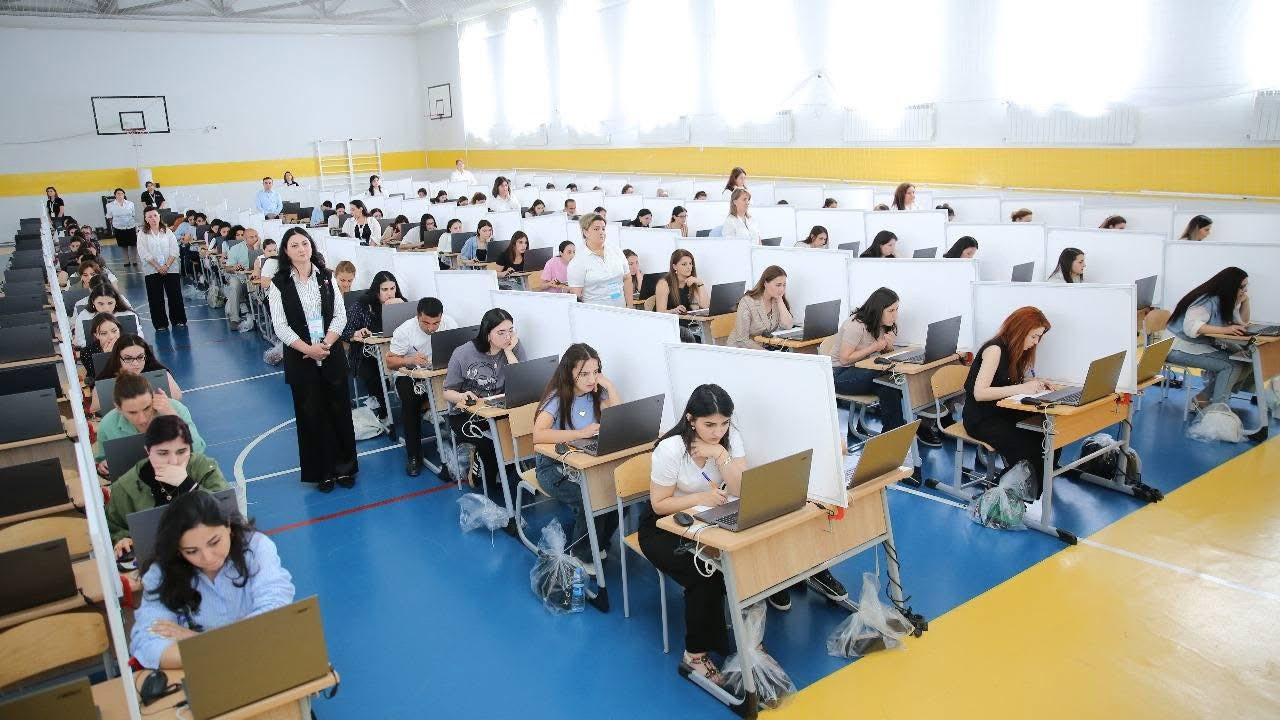 Gələn il bu müəllimlər ilk dəfə sertifikatlaşdırmaya cəlb olunacaq