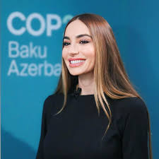 Arzu Əliyeva "Tut Əlimdən" Uşaqlar üçün Sosial Reabilitasiya Mərkəzindən paylaşım edib