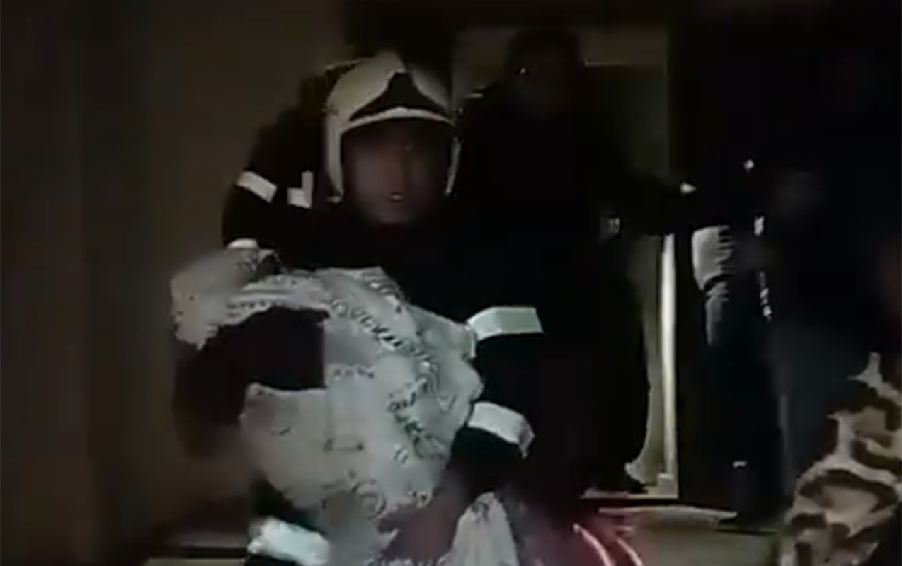 Masazırda yaşayış binasında yanğın -&nbsp;Sakinlər təxliyə olundu