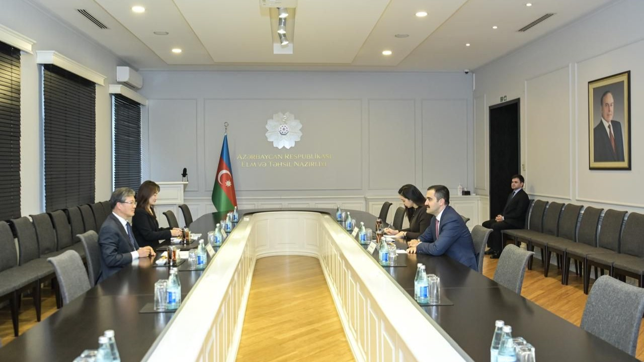 Nazir müavini Koreya Respublikasının ölkəmizdəki səfiri ilə görüşüb