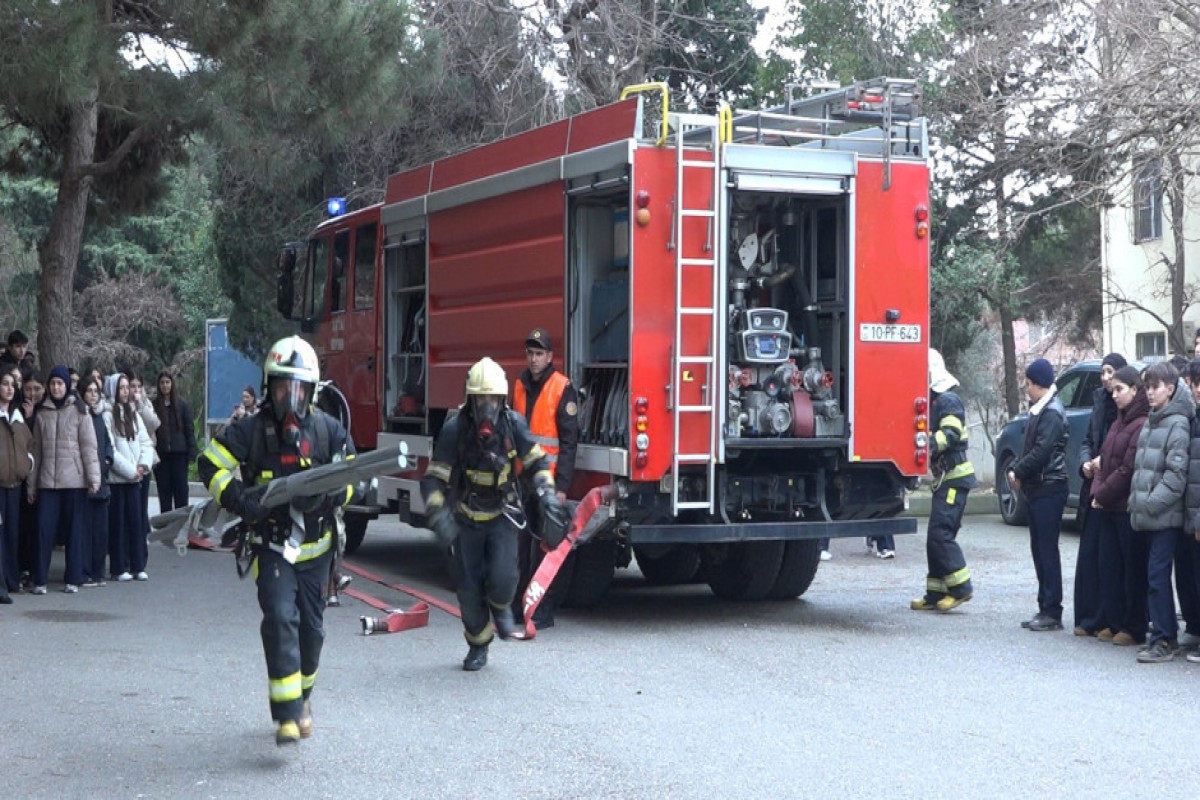 FHN orta məktəbdə təlim keçirib -&nbsp;VİDEO