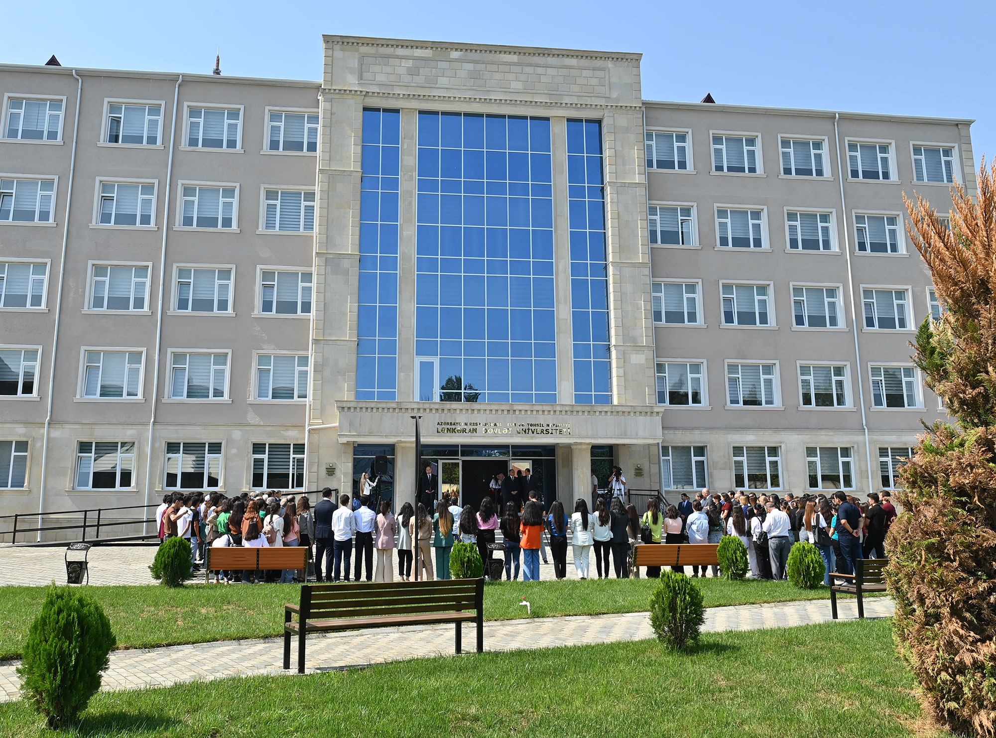 LDU &ldquo;Məzunların məşğulluq reytinqi&rdquo;ndə ilk beşlikdə yer alıb