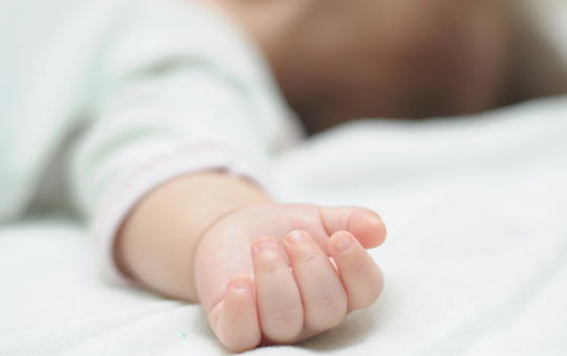 1 yaşlı körpə&nbsp;epilepsiyadan ölüb