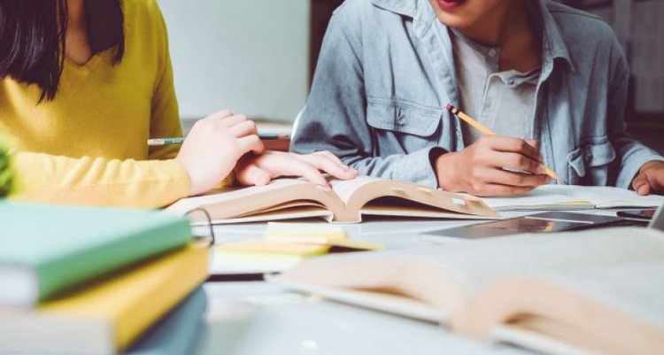 Repetitorluğun qarşısını almaq üçün müəllimlərə yüksək maaş VERİLMƏLİDİR