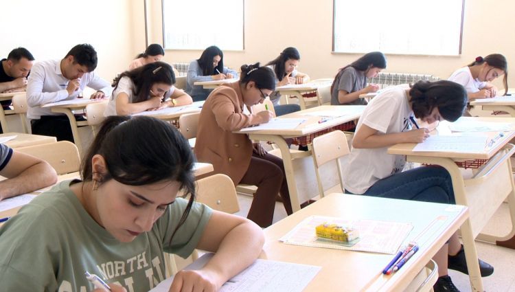 Hər il magistraturada yüzlərlə plan yeri boş qalır - STATİSTİKA