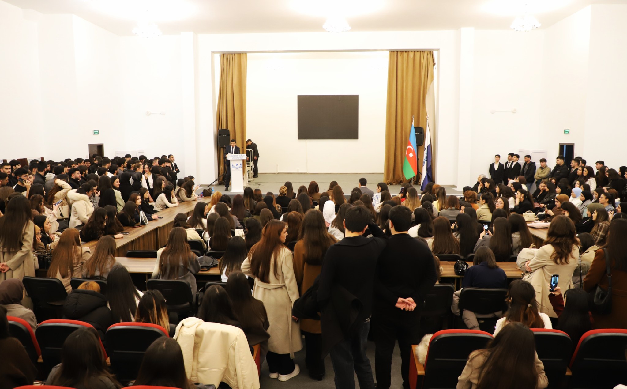 LDU tələbələrinin istehsalat və pedaqoji təcrübələrinə start verilib