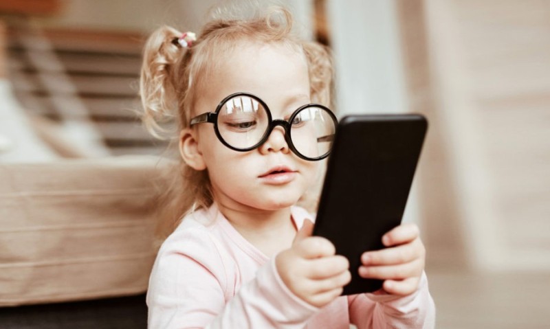 Görmə zəifliyi uşaqların dərs göstəricilərini aşağı salır