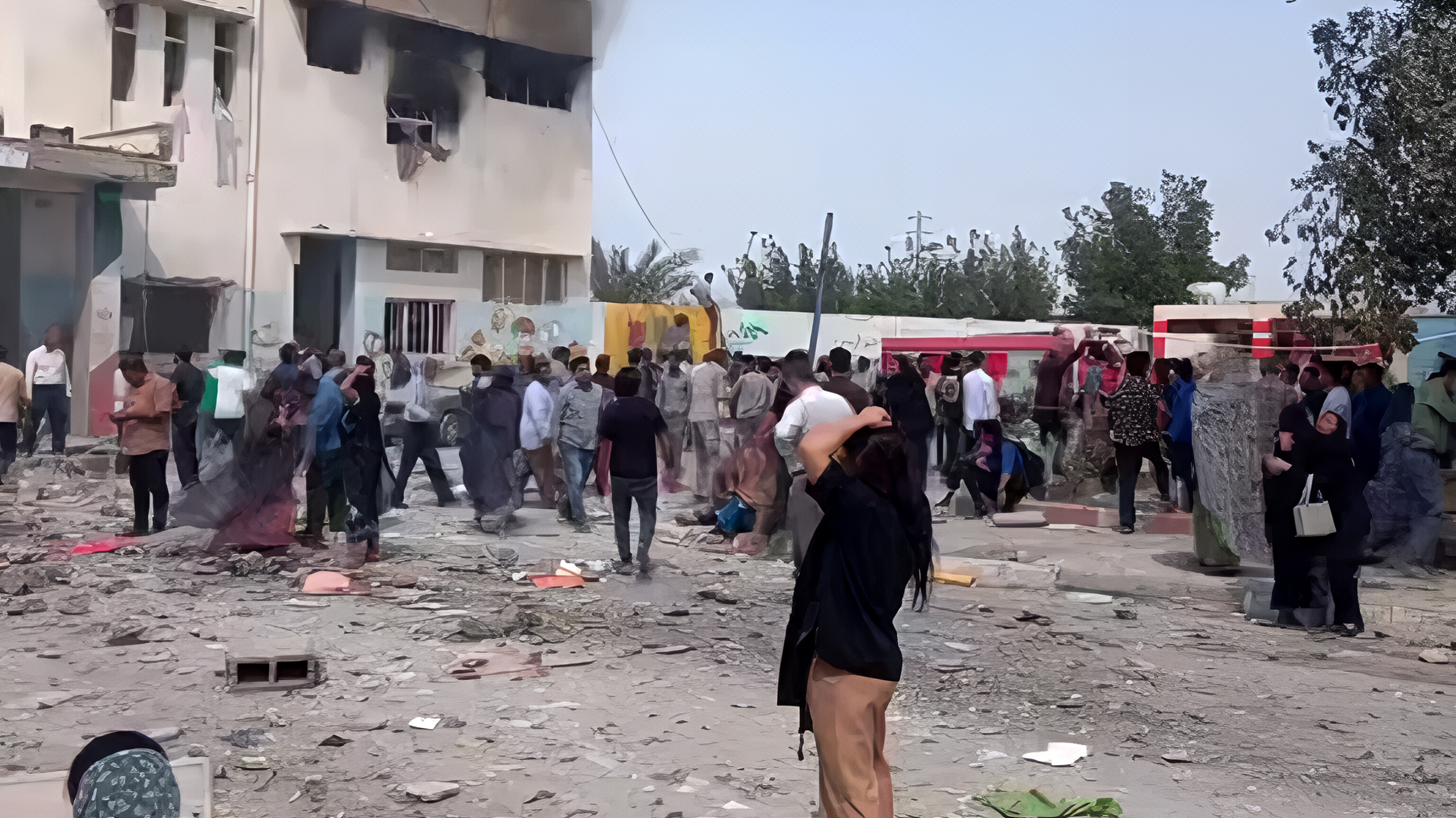 İranda 148 məktəbli qız&nbsp;həlak oldu