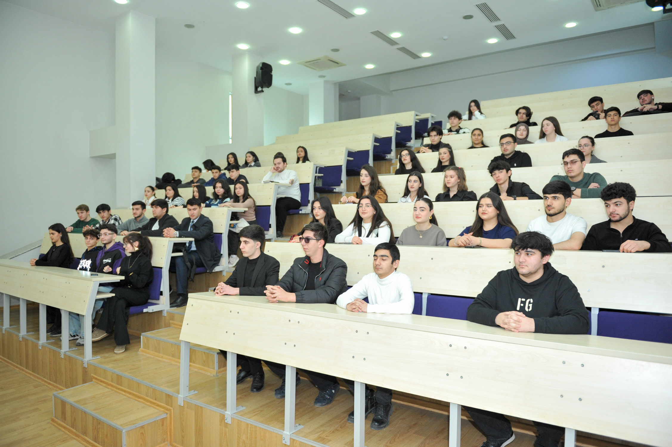 BMU-da Mikayıl Müşfiqin yaradıcılığına həsr olunan TƏDBİR