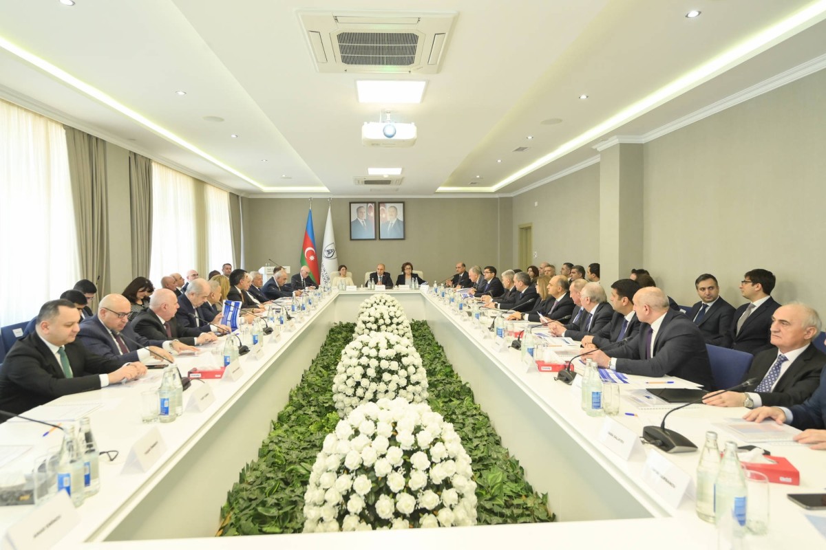 Ali təhsil müəssisələrinin rəhbərləri ilə görüş keçirilib