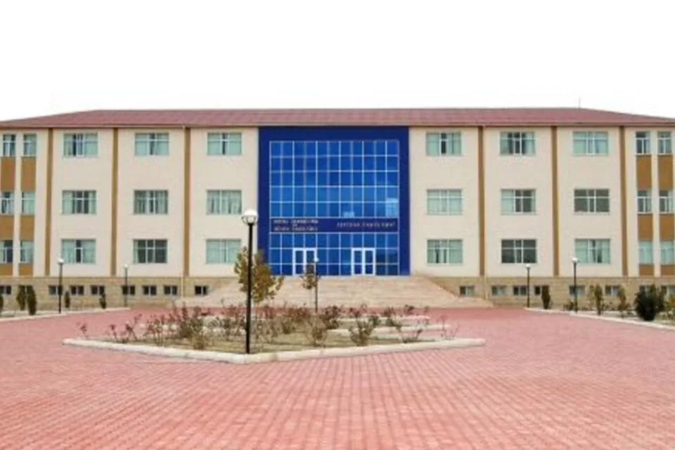 Naxçıvan Dövlət Universitetində dərslər davam edir