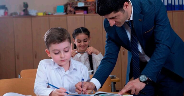 Məktəblərimizdə kişi müəllimlərin sayı 20%-dən&nbsp;AZDI