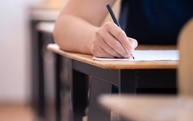 Universitet və kolleclərə qeydiyyat vaxtı uzadıldı