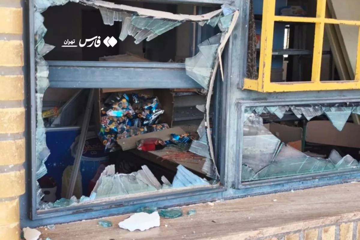 Daha iki&nbsp;məktəbə raket atılıb - FOTOLAR