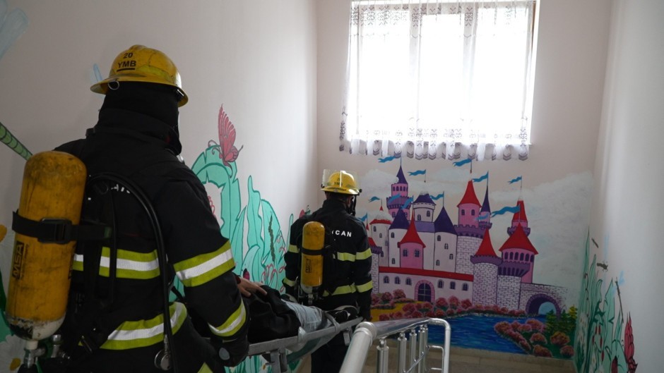 FHN uşaq evində təlim keçirib -&nbsp;VİDEO