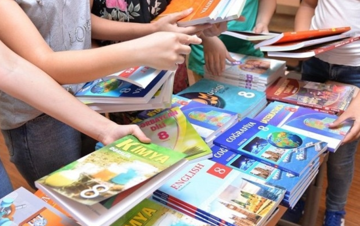 5-ci siniflər üçün minlərlə dərslik çap olunacaq - FƏNLƏR