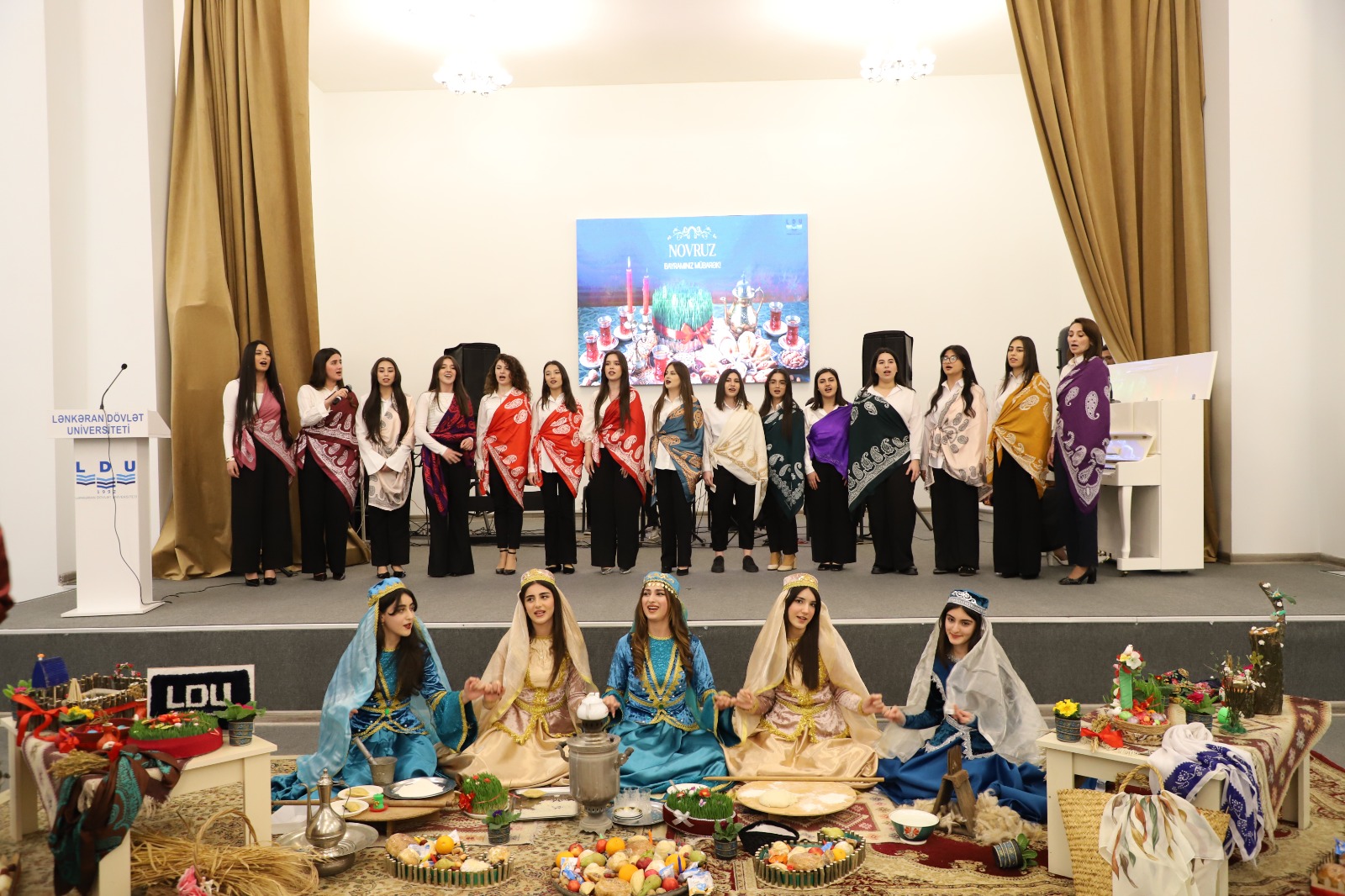 LDU-da bayram ovqatlı Novruz şənliyi