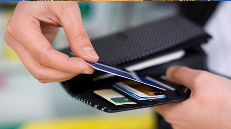 Müəllimlər &ldquo;TəhsilPlus&rdquo; kartını məktəbdən götürəcək