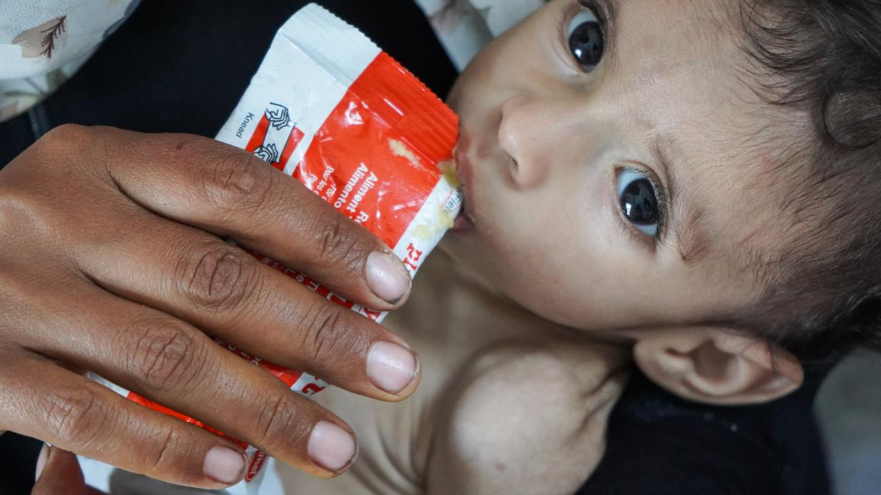 Qəzzada yenidoğulmuşlar üçün kritik böhran