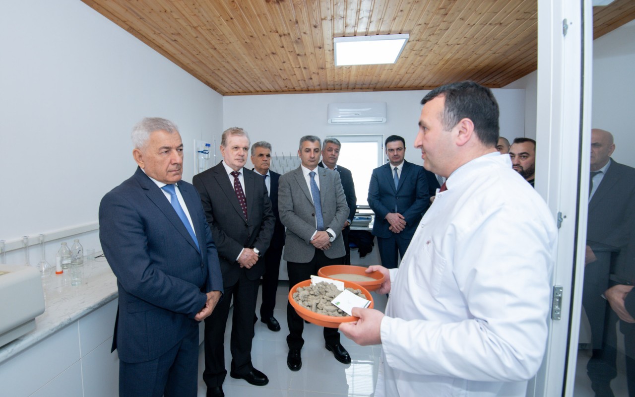 BMU-nun rektoru laboratoriyanın açılışında -&nbsp;FOTOLAR