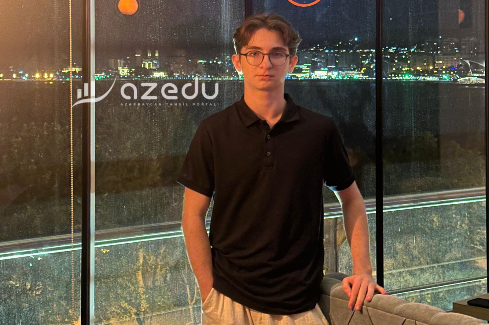 Nüfuzlu universitetlərə&nbsp;qəbul aldı - təqaüddən imtina edib Honq Konqu SEÇDİ