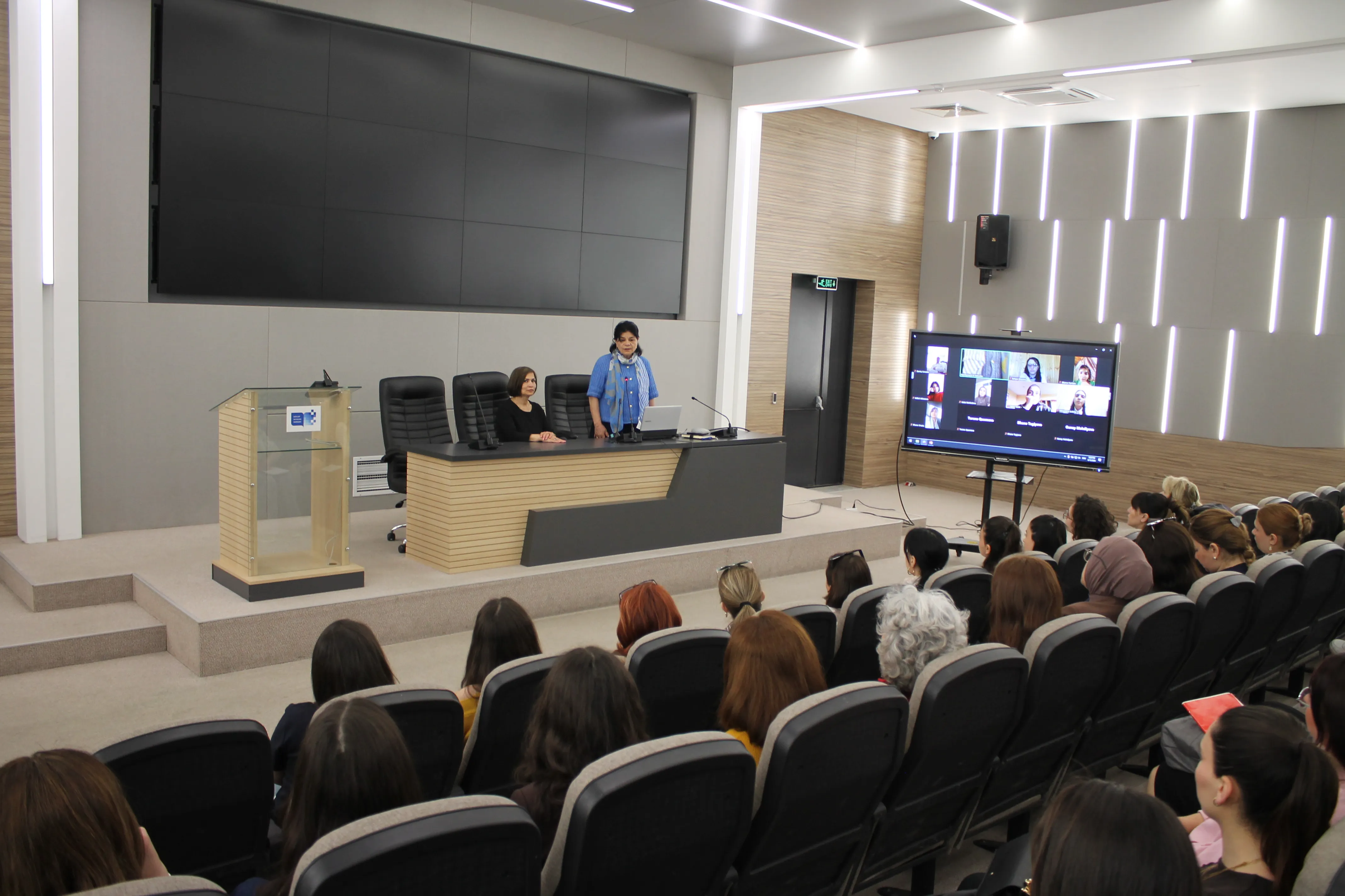 İngilis dili fənni üzrə hazırlıq kursunun ilk məşğələsi keçirilib