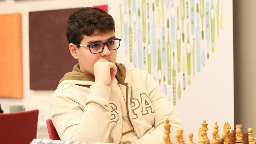 14 yaşında dünya şahmatında tarixi rekord