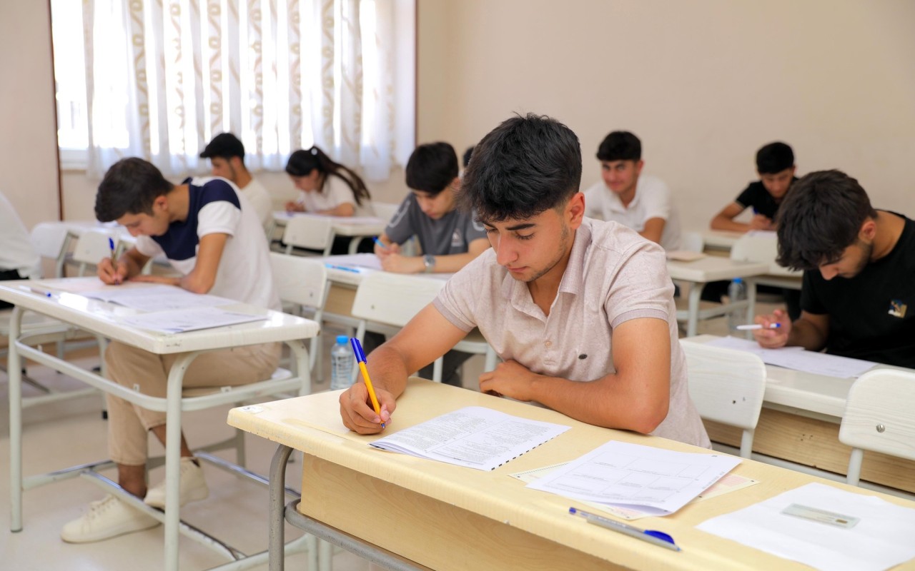 12 nəfər imtahandan xaric olunub -DİM