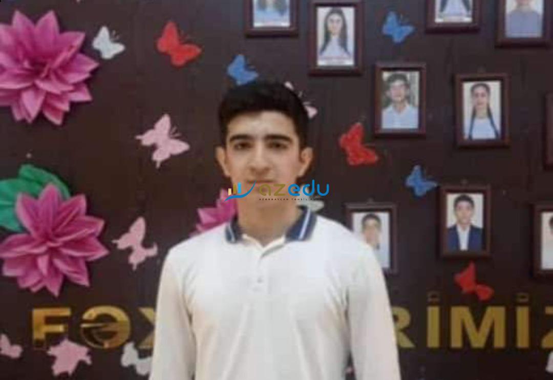 İmtahandan maksimum nəticə toplayan ABİTURİYENTLƏR