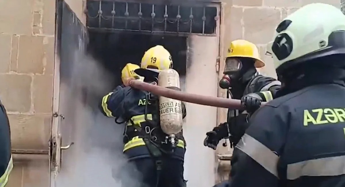 Məktəbdə baş verən yanğında&nbsp;xəsarət alan olmayıb- YENİLƏNİB