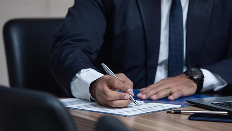 Kimlər dövlət qulluqçusu ola bilər? - ŞƏRTLƏR