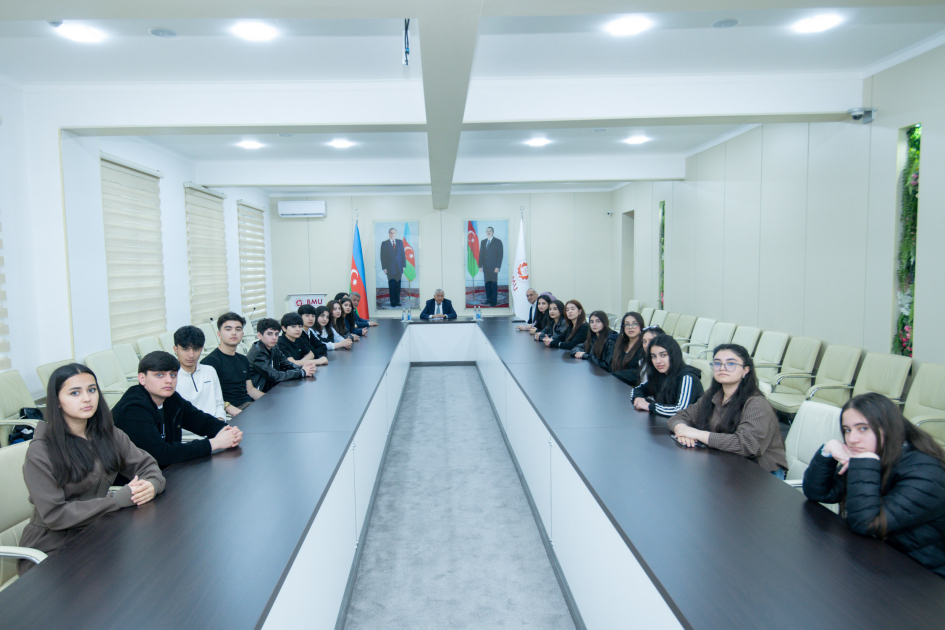 Kollec tələbələri BMU ilə tanış olublar