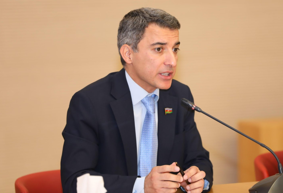 Xaricdə təhsil alan gənclər ölkəmizə daha güclü qayıdır
