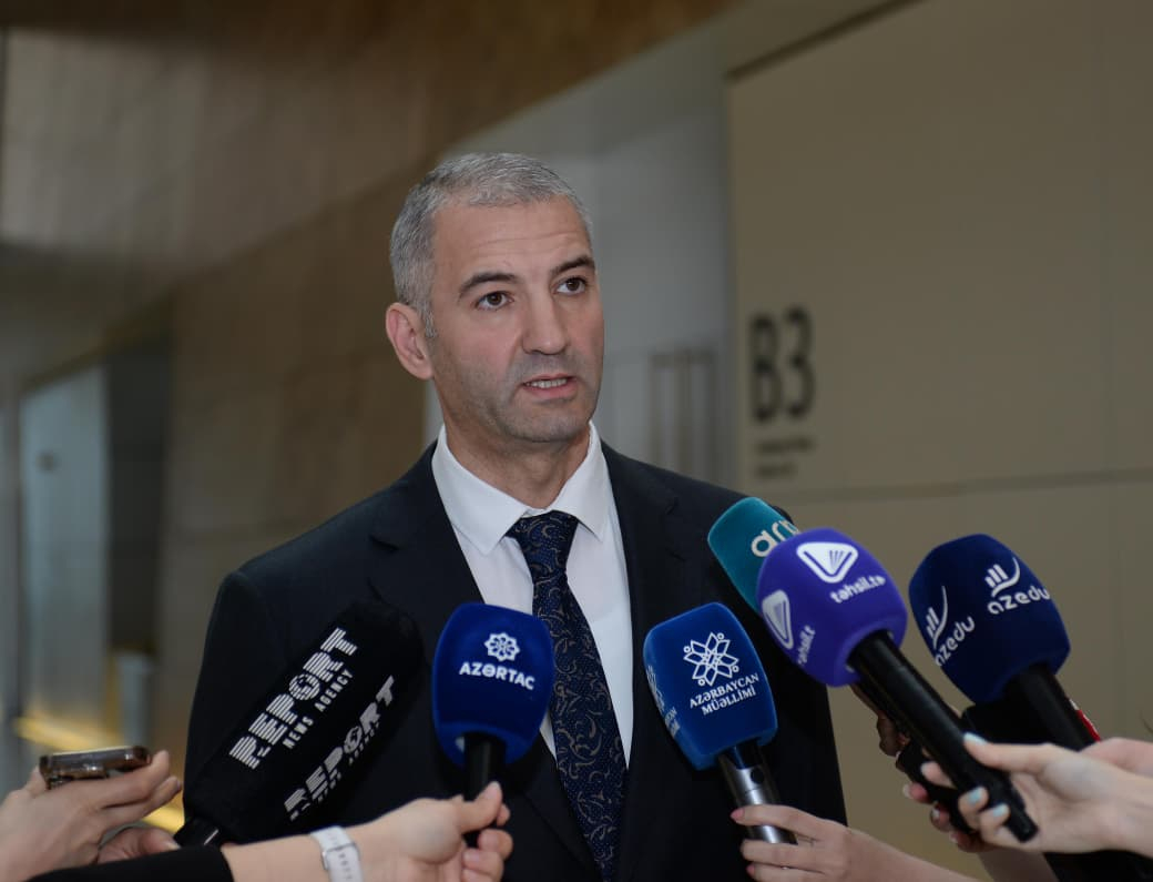 İlk dəfə sənəd qəbulunda süni intellektdən istifadə edirik