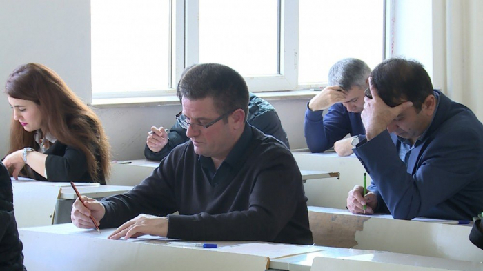 Vəkillər Kollegiyasına üzv olmaq istəyənlər üçün imtahan keçirilib