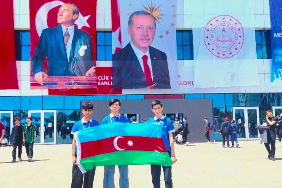 Azərbaycan komandası Türkiyədə robot yarışmasında&nbsp;uğur qazandı