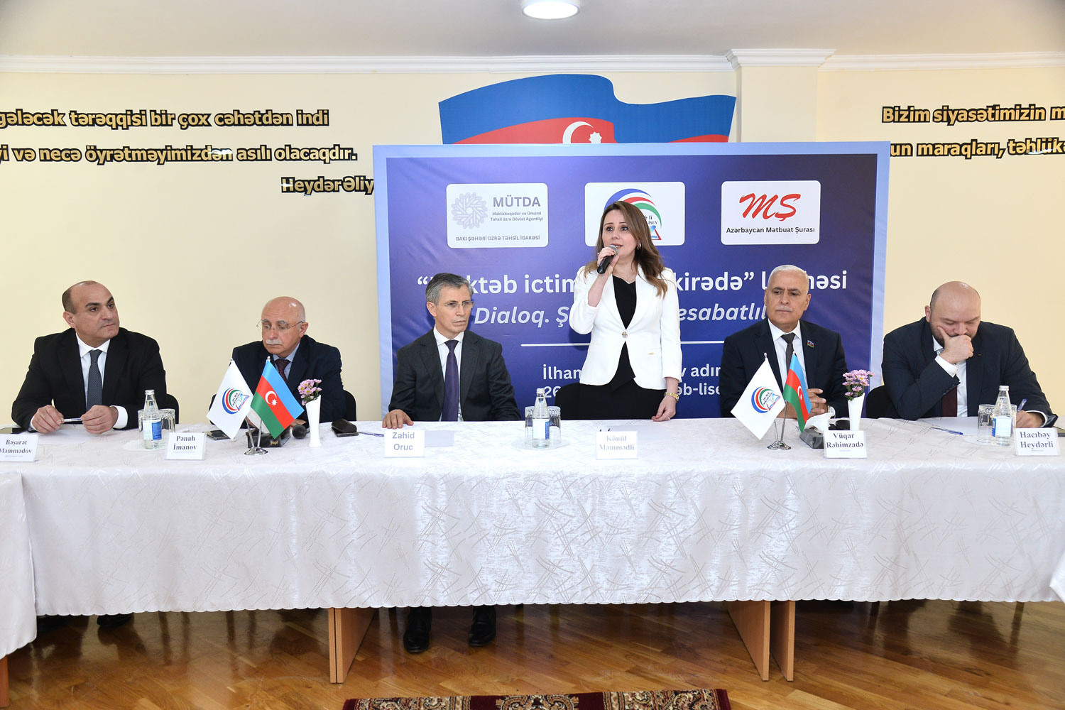 &ldquo;Məktəb ictimai müzakirədə&rdquo;- dialoq mühiti genişləndirilir