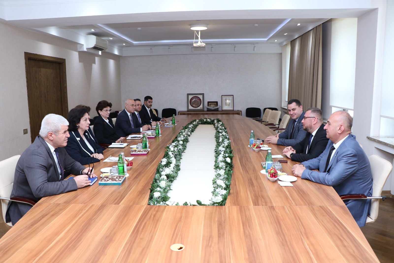 AzMİU ilə Kiyev universiteti arasında memorandum imzalanıb