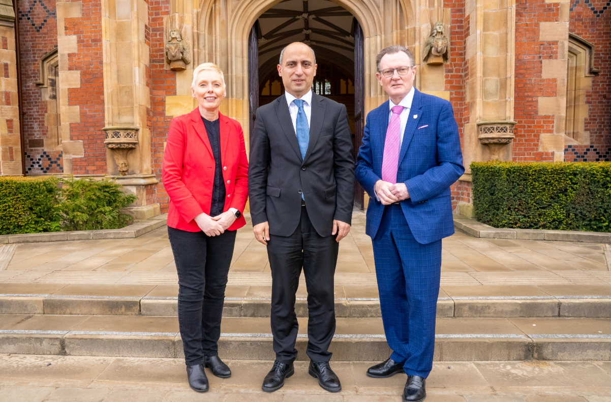 Emin Əmrullayev Belfast Kraliça Universitetində olub