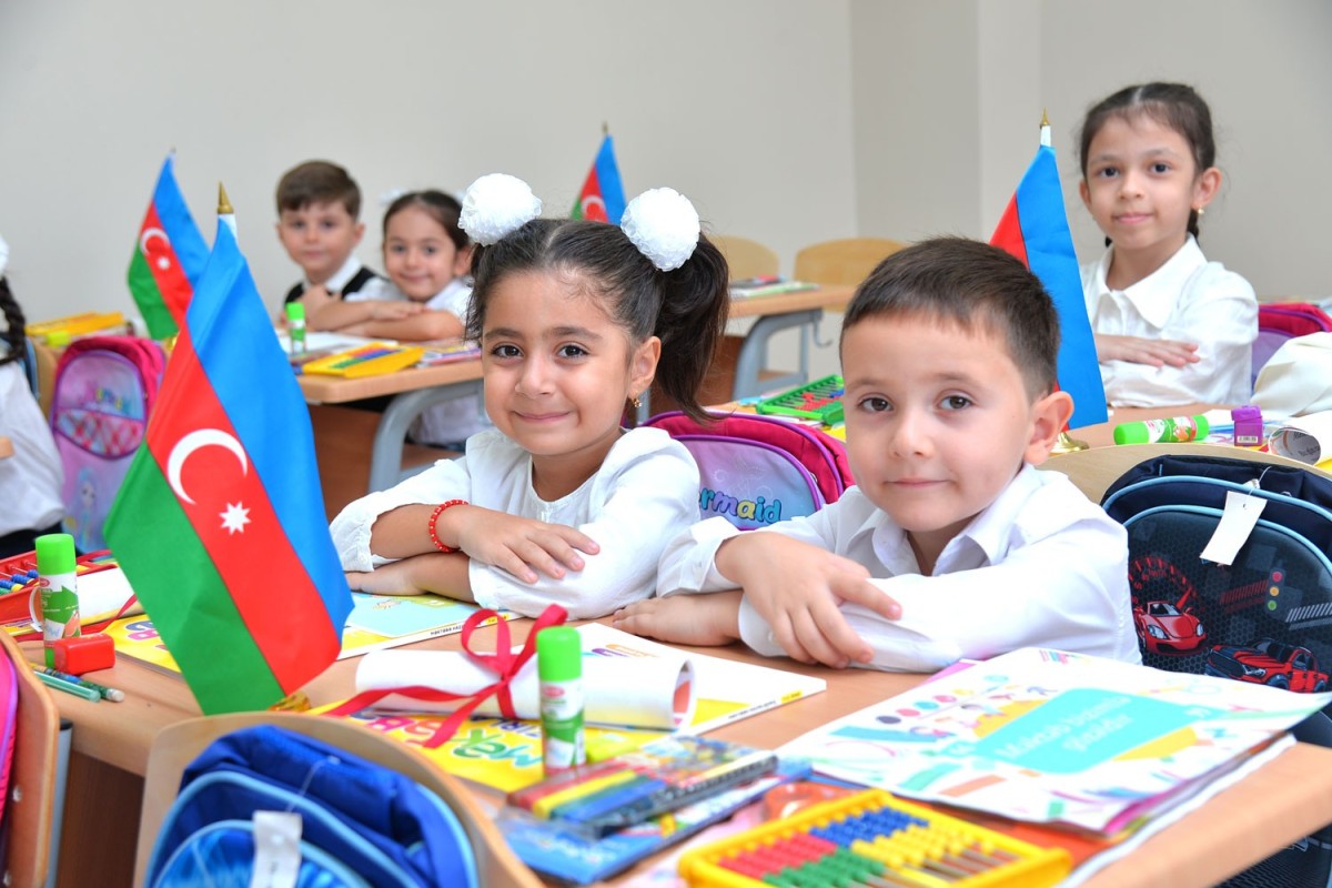 Bakıda 21 384 uşaq məktəbəhazırlıq qruplarını başa vurub