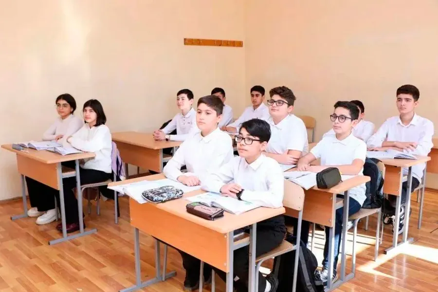 Regionlarda neçə şagird 11-ci&nbsp;sinfi bitirir? -&nbsp;RƏQƏMLƏR
