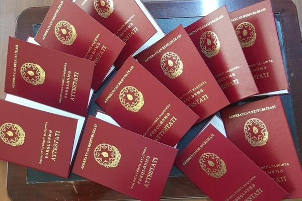 Ötən il&nbsp;Bakıda 72 şagird attestat ala bilməyib
