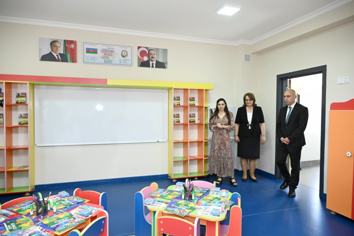 Leyla Əliyeva Yevlaxda məktəb binasının açılışında iştirak edib -&nbsp;FOTO